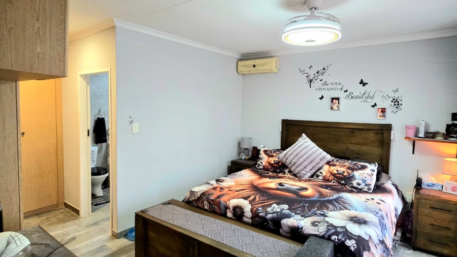 3 Bedroom Property for Sale in Waterval East North West
